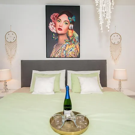 Angel Wings Ocean View Apartamento