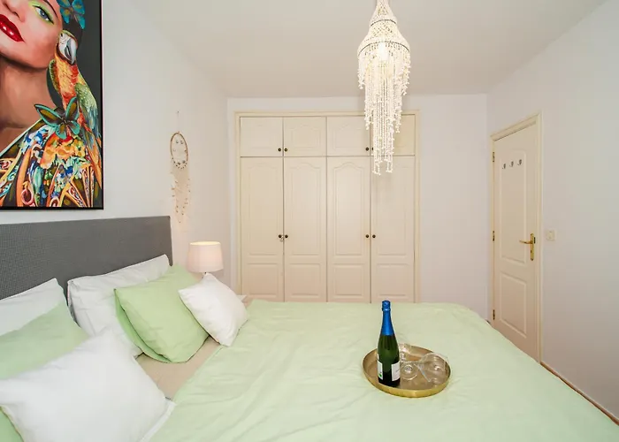 Angel Wings Ocean View Apartamento *